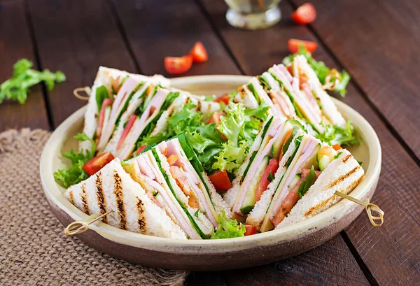 Club Sandwich Ham Tomato Cucumber Cheese Arugula Wooden Background — Stock Photo, Image