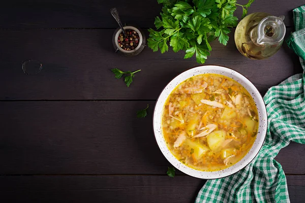 Kippensoep Met Aardappelen Boekweit Bovenaanzicht — Stockfoto