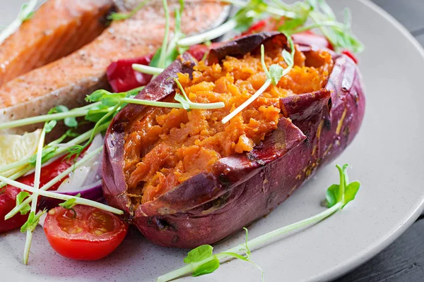 Сладкий Картофель Маслом Вегетарианская Кухня Диетическое Меню — стоковое фото