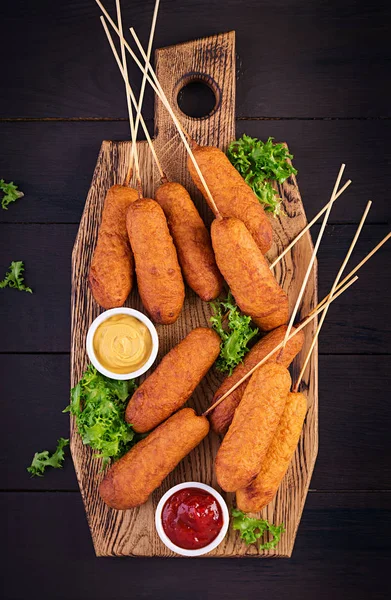 Traditional American Corn Dogs Mustard Ketchup Wooden Board Street Food — Stock Photo, Image