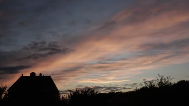 Egy őszi este naplemente — Stock videók