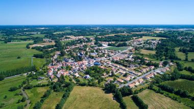 Rouans köyüne Loire Atlantique içinde havadan görünümü
