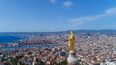 Notre Dame de la Garde bazilika Marseille hava fotoğraf