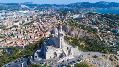 Notre Dame de la Garde bazilika Marseille hava fotoğraf
