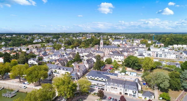 Foto aérea de Suce sur Erdre en Loire Atlantique, Francia — Foto de Stock
