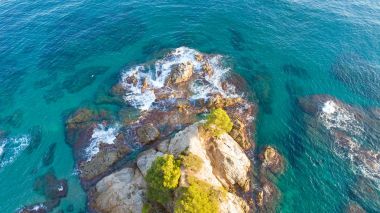 Bir Lloret de Mar Akdeniz kıyılarının havadan görünümü