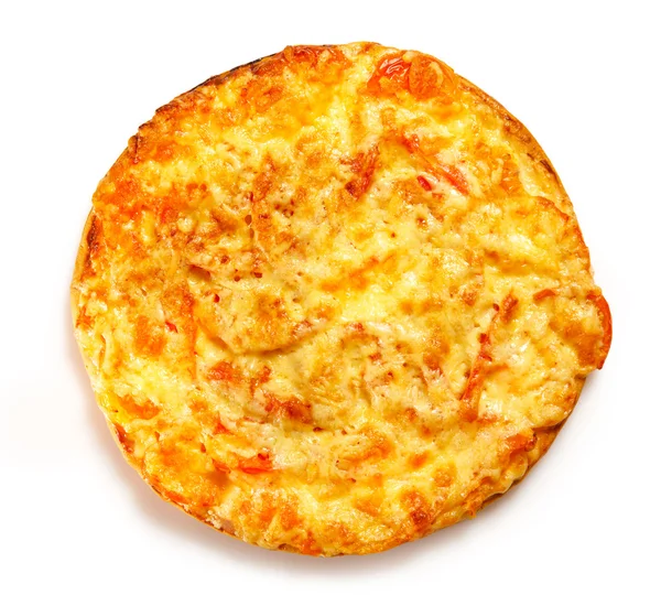 Thuis pizza met kaas en tomaten — Stockfoto