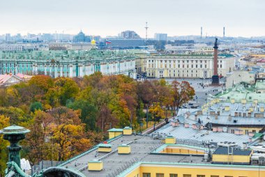 Saint Petersburg görünümü Isaac Katedrali