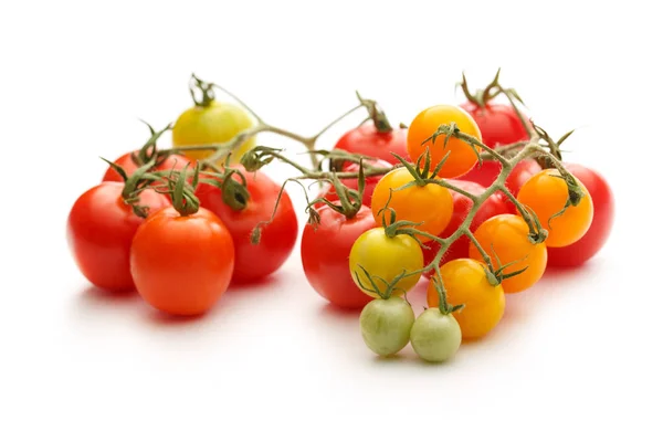 Tomates rojos y amarillos frescos — Foto de Stock