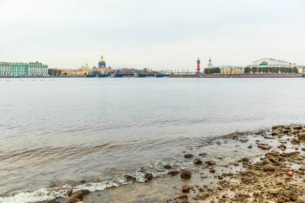 Vasilyevsky Ostrov zobrazení — Stock fotografie