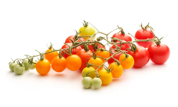 Свежие красные и желтые помидоры — стоковое фото