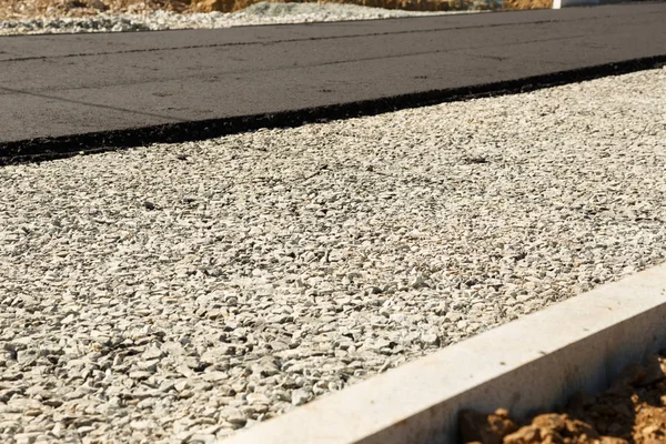 Yol İnşaat Sanayi.