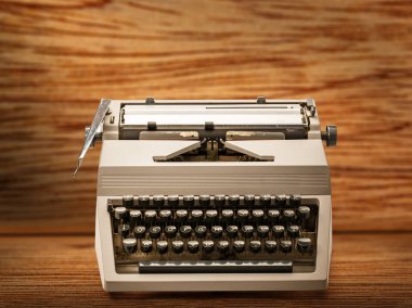 Daktilo ile latin alfabesi