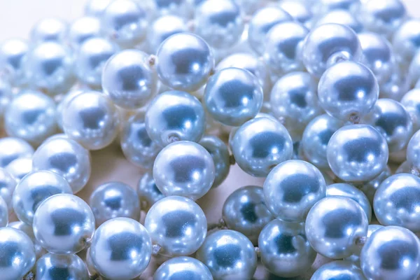 Shiny white pearl — Stock Photo, Image