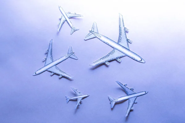 Aviones pequeños de papel — Foto de Stock