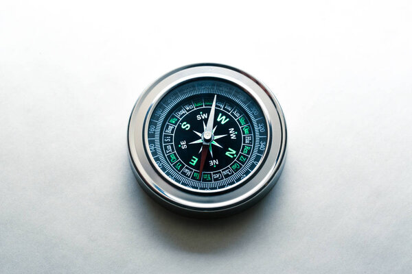 Новый чёрный компас
