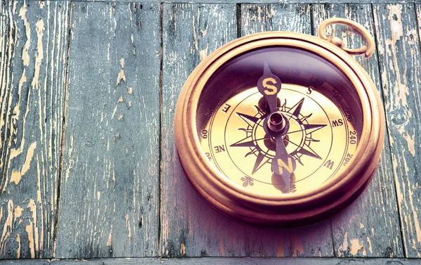 Vintage brown compass — Stock Photo, Image