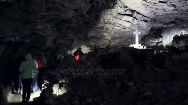 İnsanlar kungur buz Mağarası 