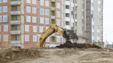 Site oluşturma çalışma Ekskavatör