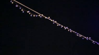 Açık havada dekorasyon ile Noel ağacı