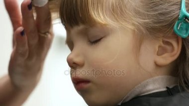 Küçük kız Kuaför Salonu