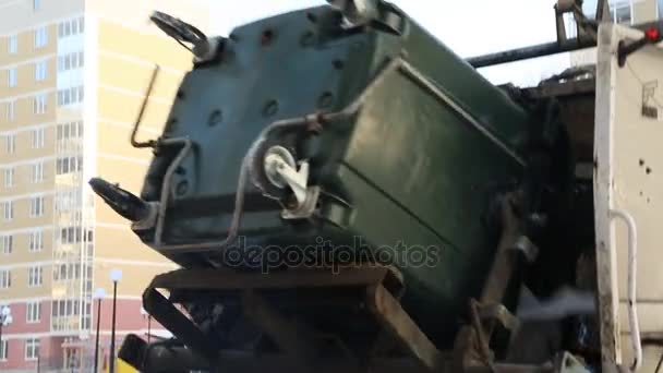 Afvalverwijdering Door Dustcart Met Bin Lift — Stockvideo