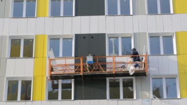 Site binasında Asansör üzerinde üreticileri