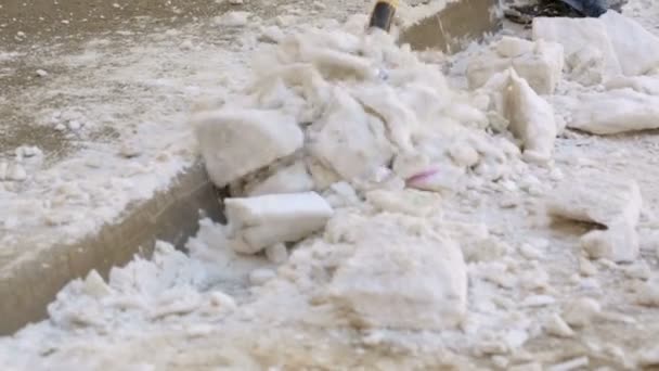 Limpiador Calles Cortando Nieve Comprimida — Vídeo de stock