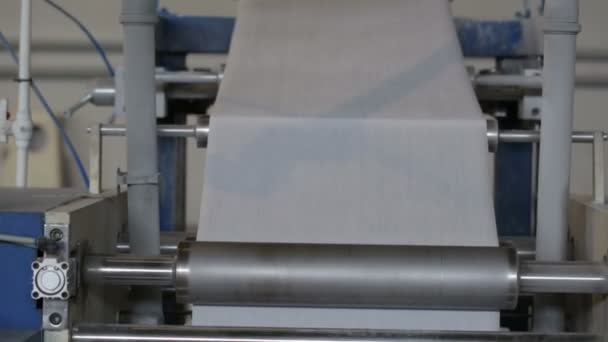 Production de papier à l'usine de fabrication de papier 