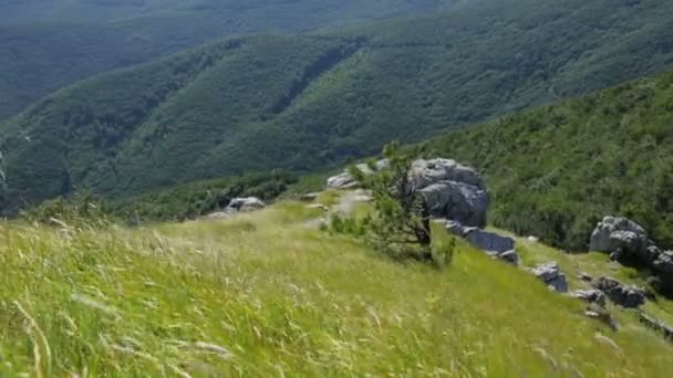 Beau paysage dans les montagnes des Balkans — Video