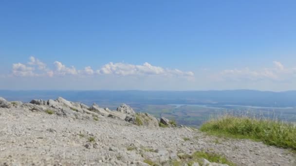 Prachtig landschap in Balkangebergte — Stockvideo