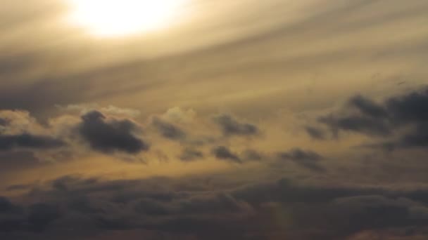 Timelapse del atardecer, cielo dramático — Vídeos de Stock