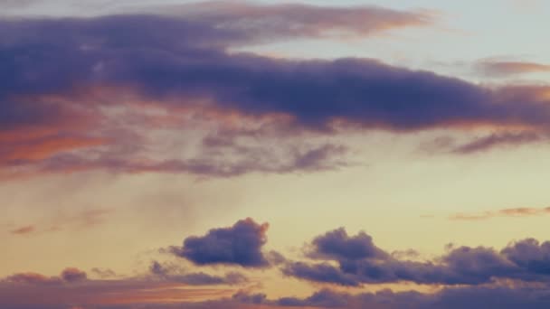 Timelapse de nubes al atardecer — Vídeos de Stock