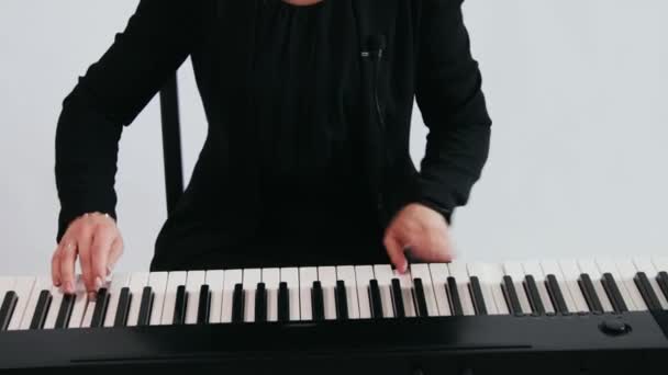 Music teacher having online lesson — Stock Video