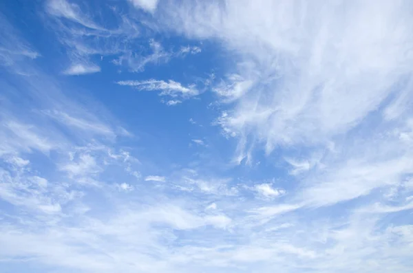 Blue sky with clouds. — Stock Photo, Image