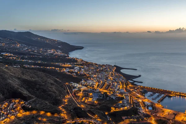 Santa Cruz de La Palma adlı gündoğumu. Kanarya Adaları