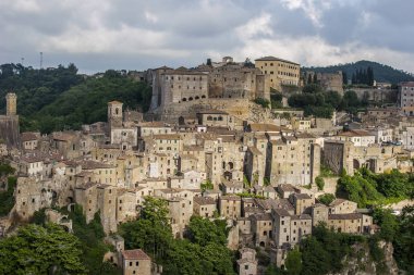 Sorano, İtalya'nın antik şehrin görünümü