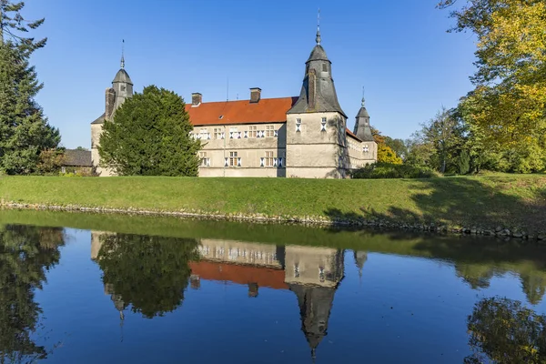 Westerwinkel vodní zámek v Severním Porýní-Vestfálsku — Stock fotografie