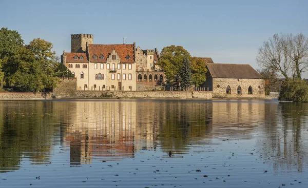 Castello acquatico Flechtingen in Sassonia-Anhalt — Foto Stock