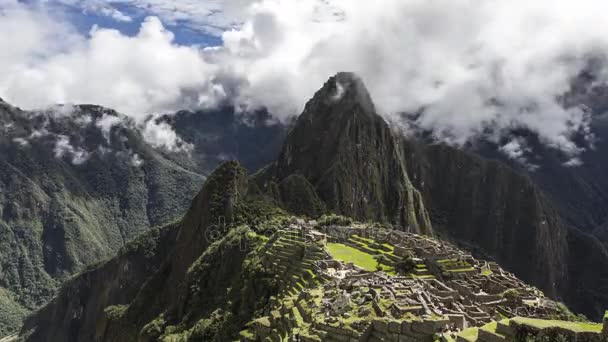 Machu Picchu bulutlar — Stok video