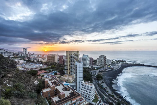 Günbatımı, Puerto de la Cruz'daki, Kanarya Adaları