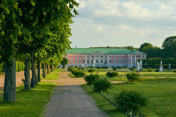 Moskova Kuskovo Sarayı