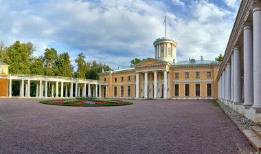 Arkhangelskoye Emlak, Rusya Federasyonu