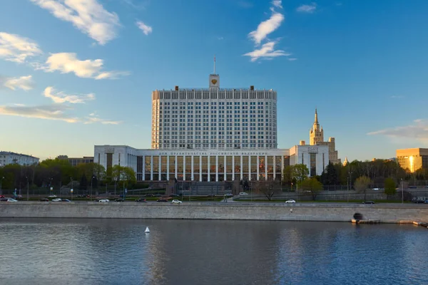 Het huis van de regering van de Russische Federatie, Moskou — Stockfoto