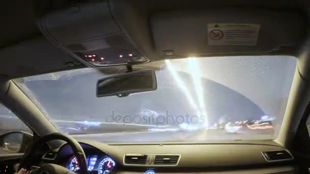 Coche Moviéndose Por Autopista Nocturna Vista Desde Cabina Del Coche — Vídeos de Stock