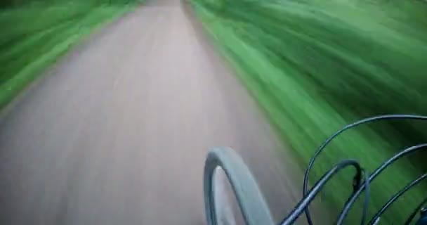 Гипер Круги Кадры Вождения Грунтовой Дороге Парке Велосипеде Летом Вращение — стоковое видео