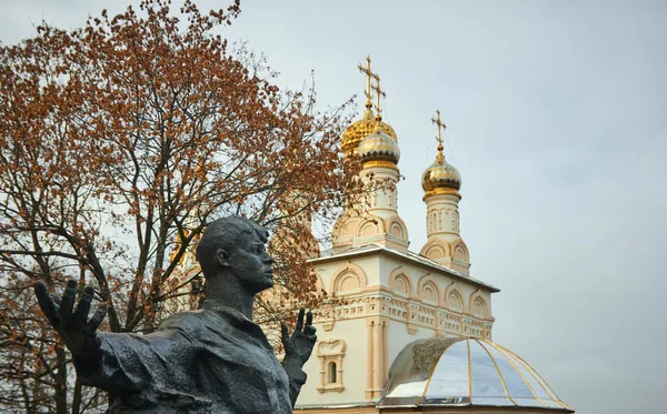 Ryazan, Rusya - 05 Kasım 2017: Anıt Sergei Yesenin o