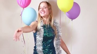 kadın parti Fotoğraf kabininde eğleniyor