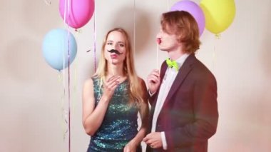 kaç fotoğraf kabininde öpüşme