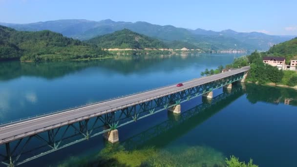 Bridge over lake, Bosnia — Stock Video